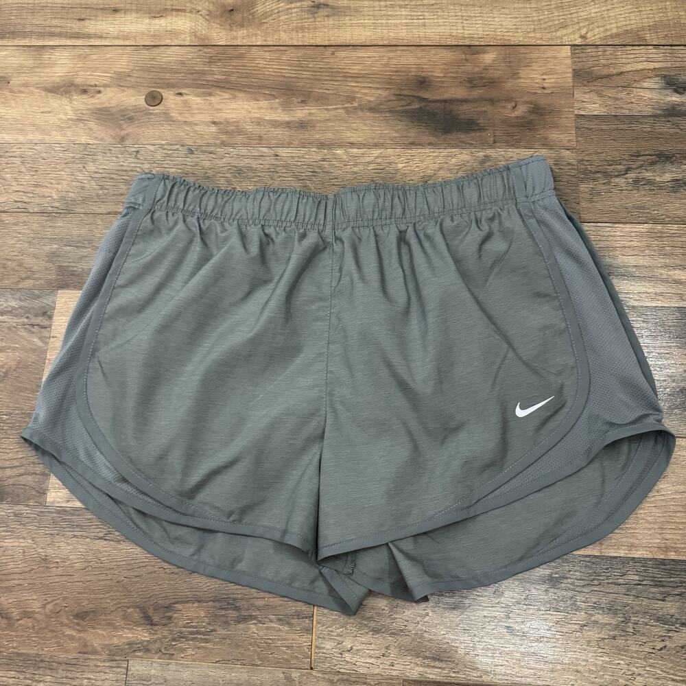 Nike Women's Tempo Shorts Size L Gray Lined Running 3" Inseam HM6096 2025